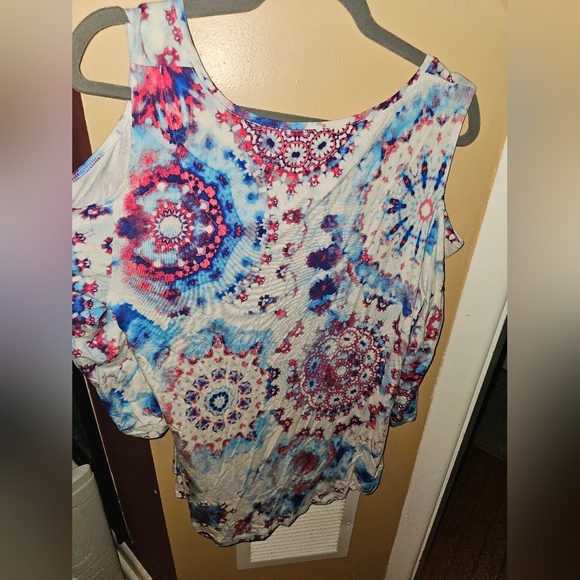 NWT JM Collection Tye-Dye Open Shoulder Women Top SZ L - Picture 4 of 5
